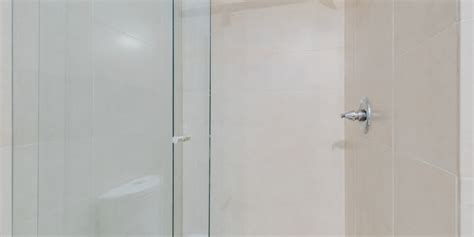 How to Stop Sliding Shower Door From Leaking